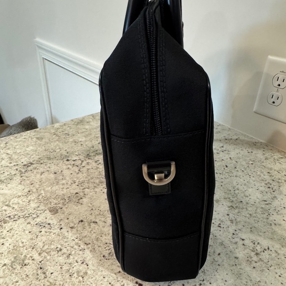 AUTHENTIC SALVATORE FERRAGAMO UNISEX BUSINESS BAG - BLACK - Picture 7 of 13